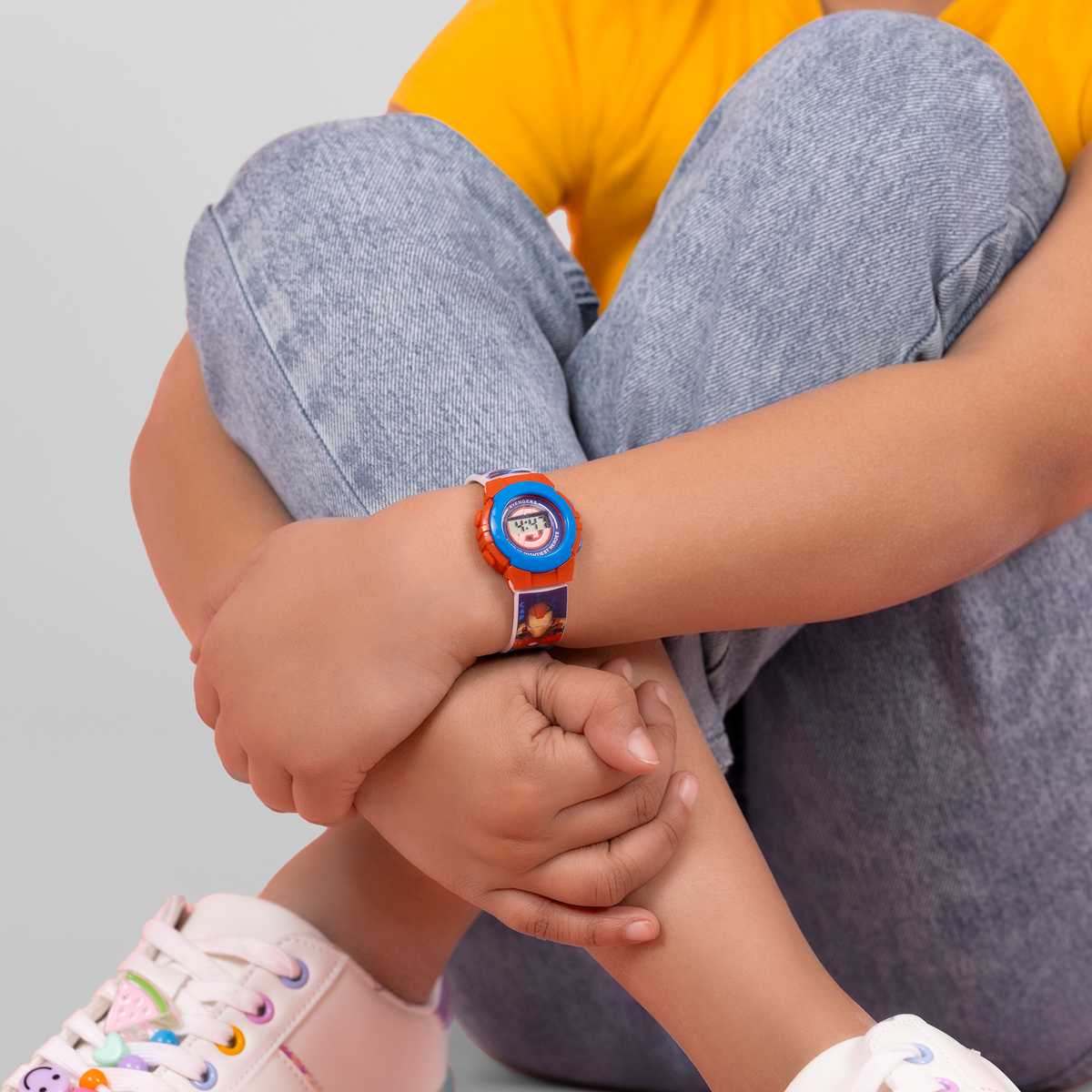 Disney Marvel Avengers Red & Blue Character Print Digital Watch - AVG4818