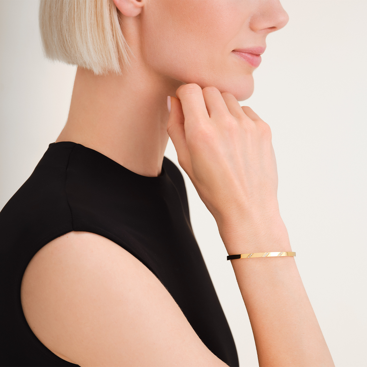 Rosefield Bangle with Lines of Crystals - JBLCG-J1043