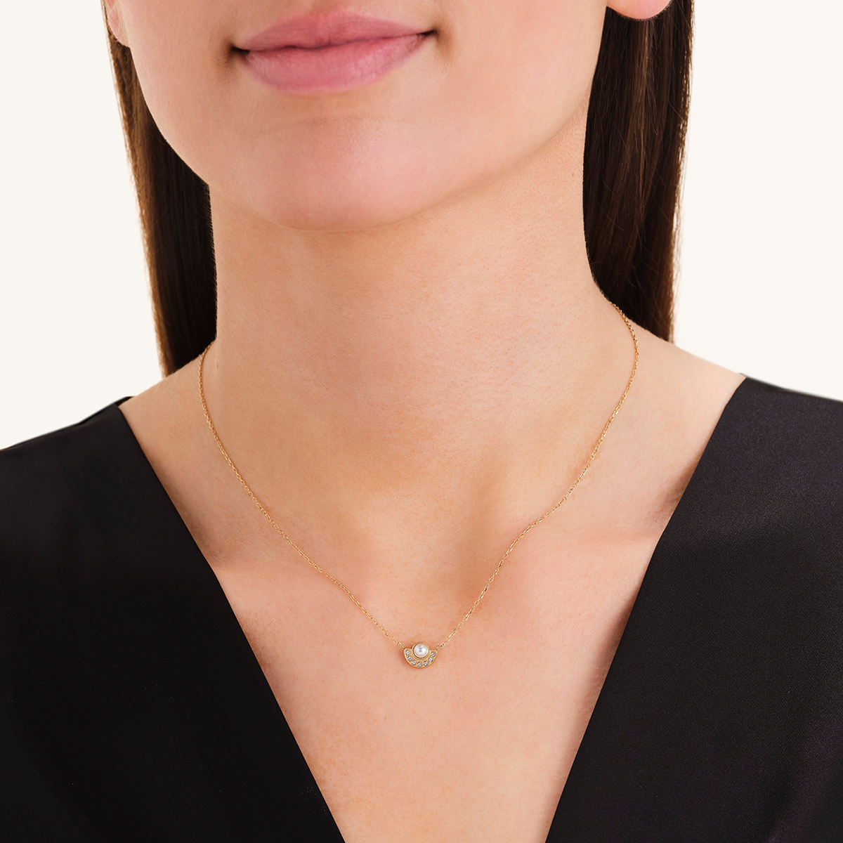 Rosefield Modern Pearl Circle Necklace Gold - JNPCG-J1292