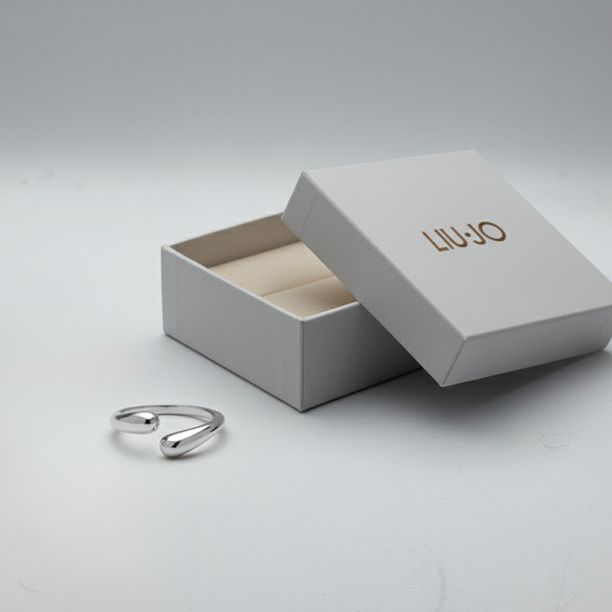 Liu Jo Halo Silver Ring - LJ2388