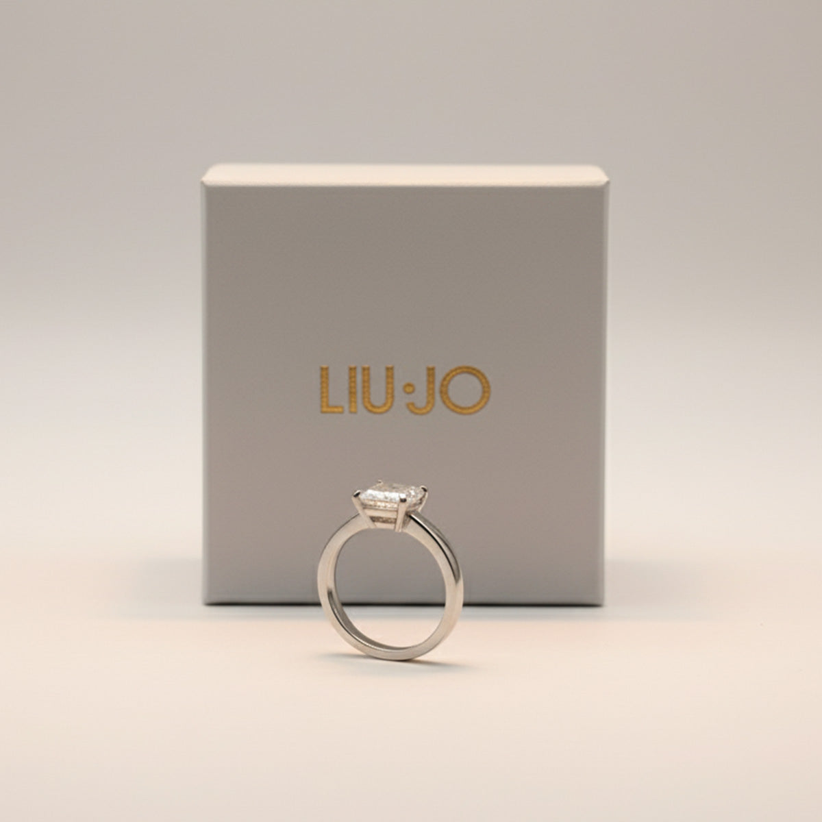 Liu Jo Cher Silver Ring - White - LJ2435