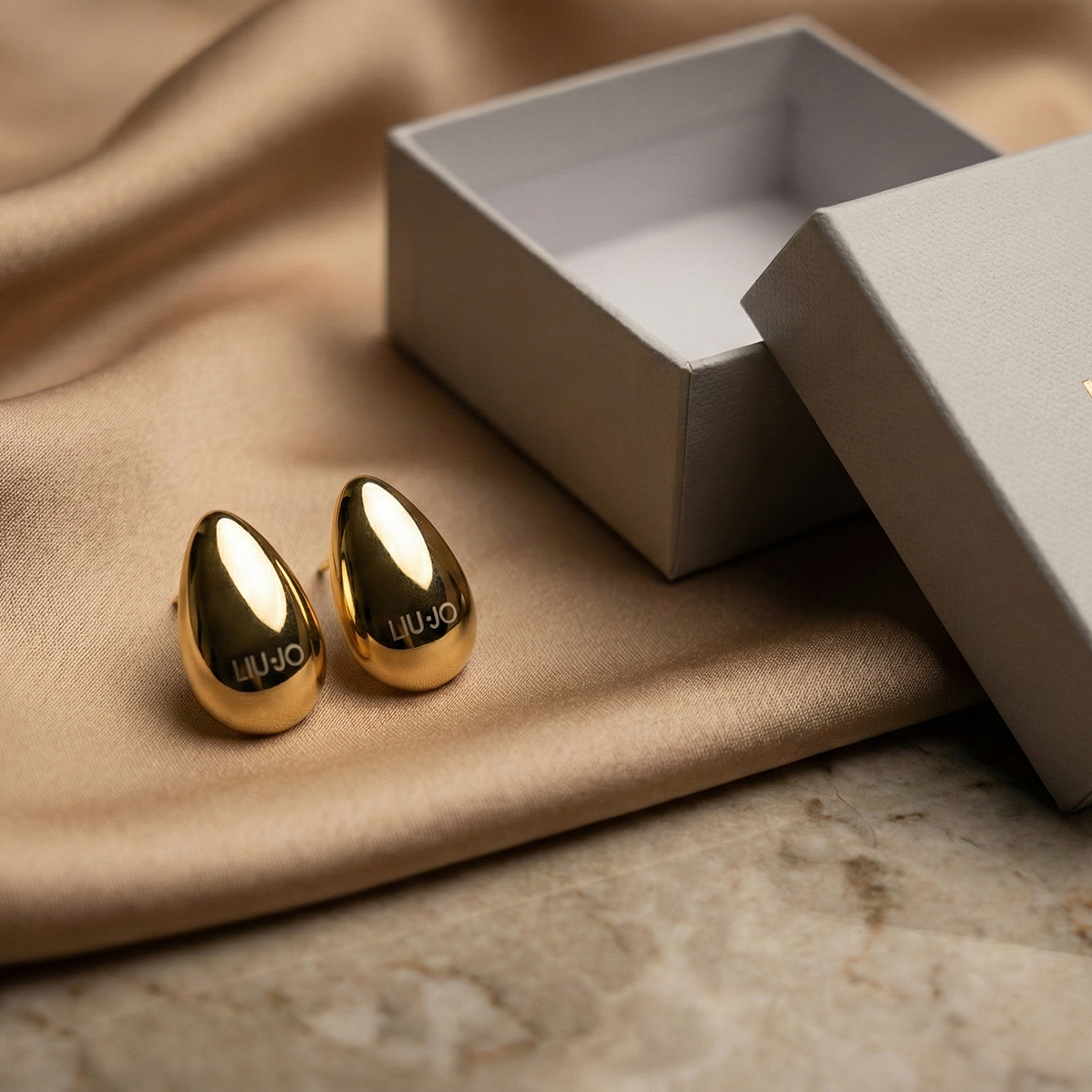 Liu Jo Dust Gold Earrings - LJ2413