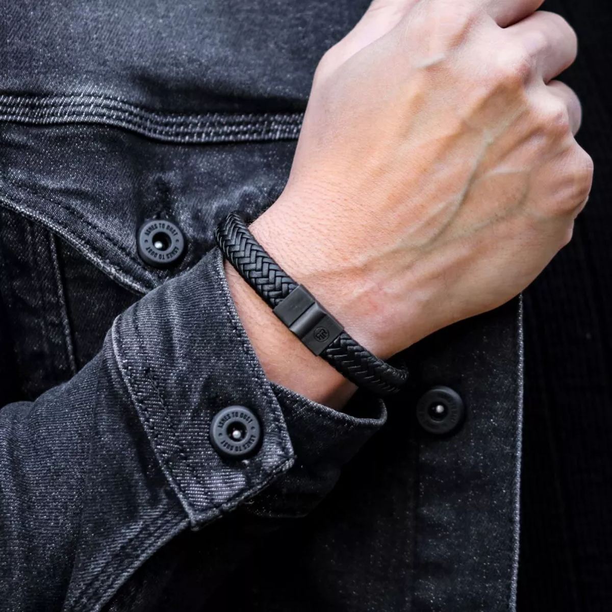 Full Metal Herringbone Black Black Bracelet - RR-M0020-B