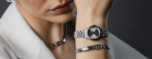 How to Style Watches with Jewelry for a Chic Look
