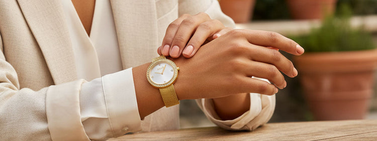 ANALOG WATCHES