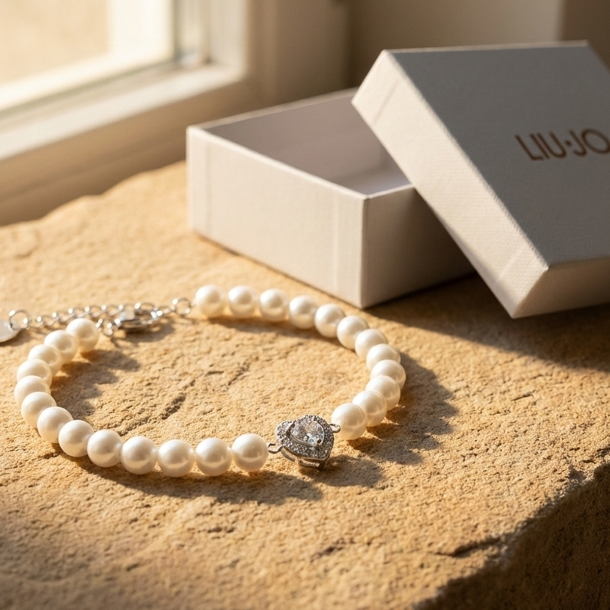 Liu Jo Pearly Silver Bracelet- LJ2578