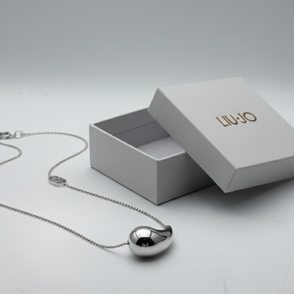 Liu Jo Dust XS Silver Necklace - LJ2797