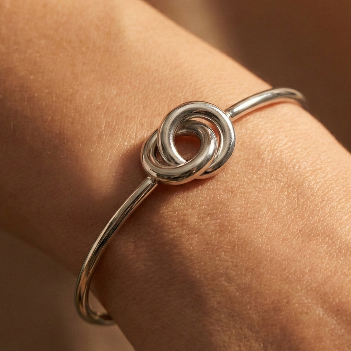 Liu Jo Loop Silver Bracelet - LJ2923
