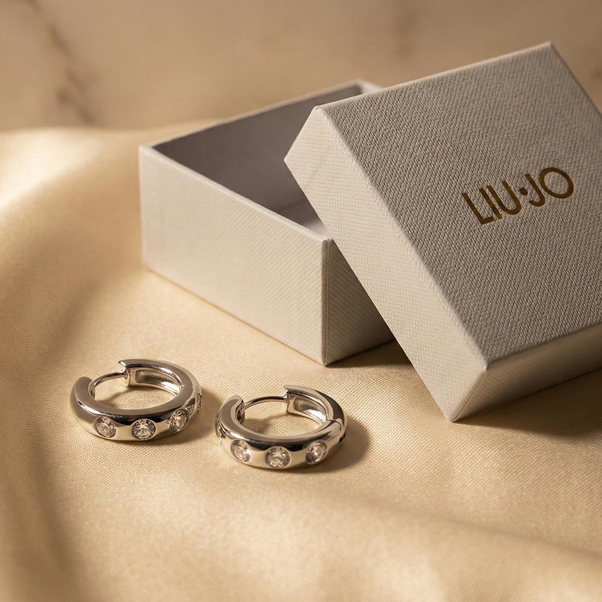Liu Jo Claw Silver Earrings - LJ2990