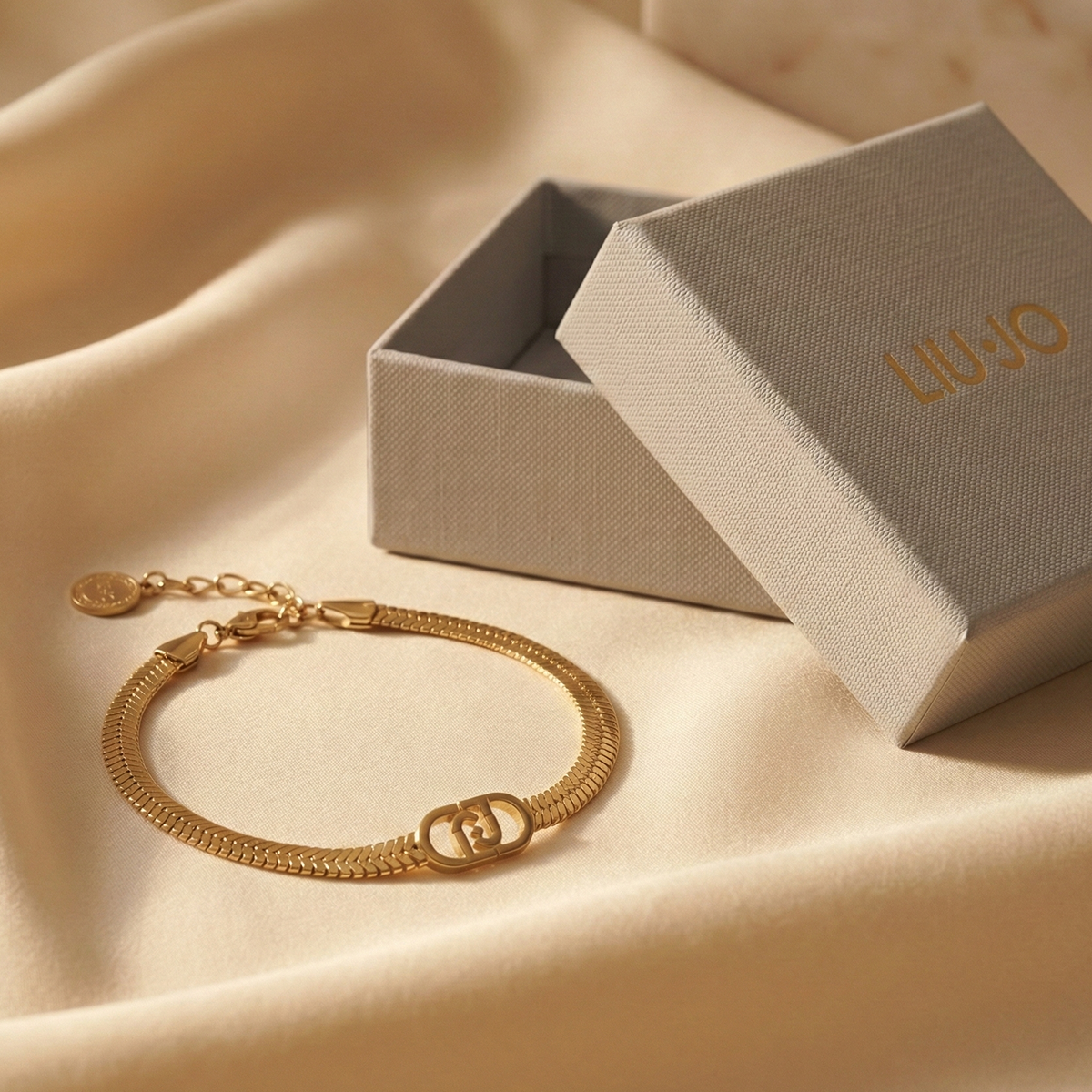 Liu Jo Essence Gold Bracelet - LJ3068