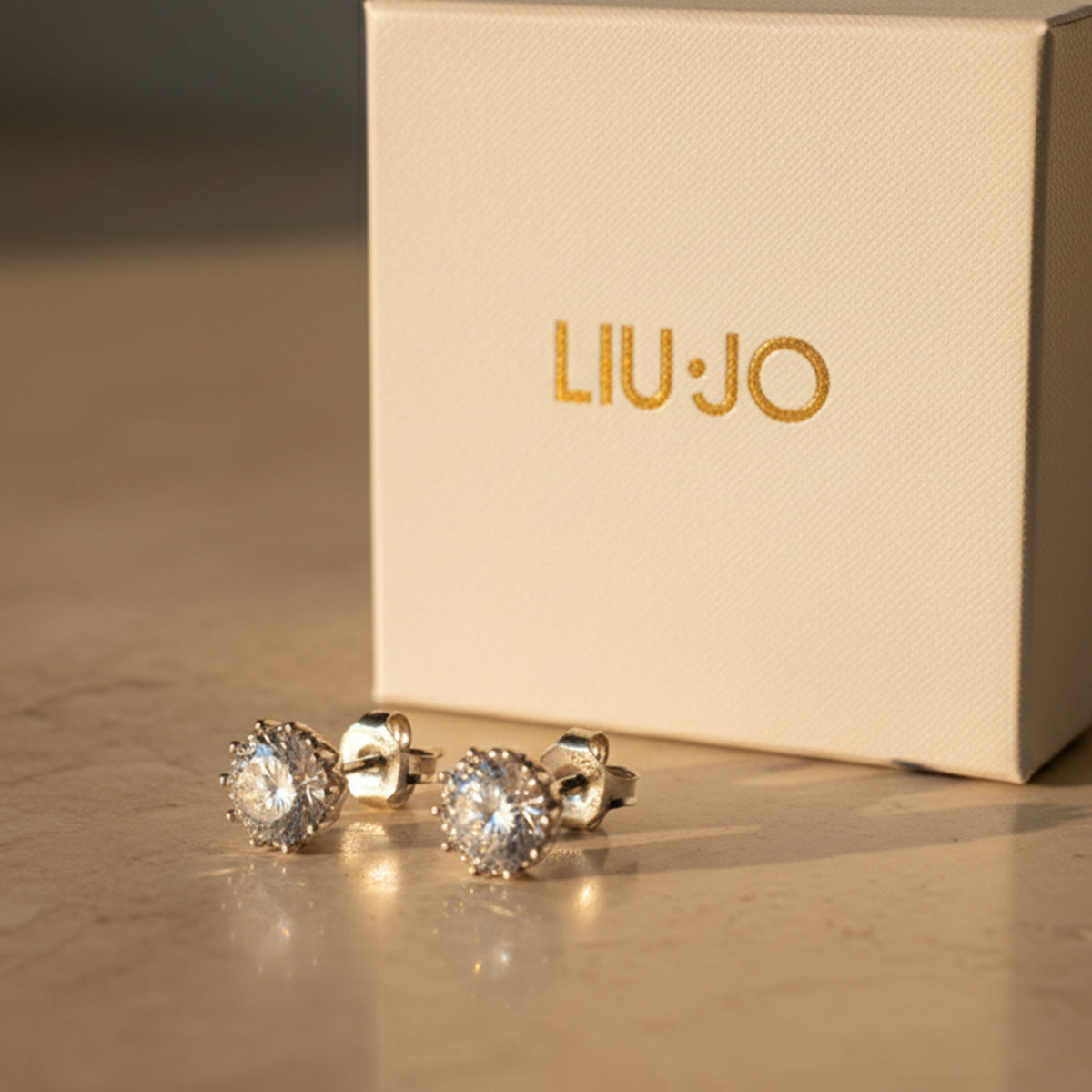 Liu Jo silver crystal studs - LJ2585