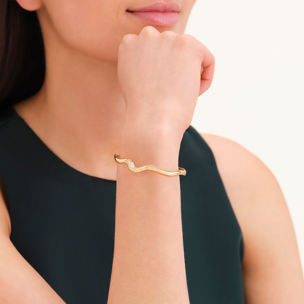 Rosefield Marquise Wave Bangle Gold - JBMWG-J1303