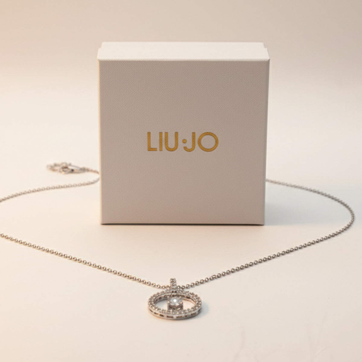 Liu Jo silver circle pendant - LJ2522