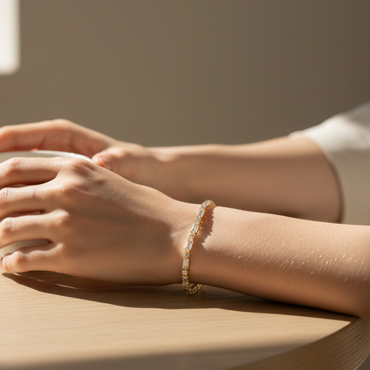 Liu Jo crystals gold bracelet - LJ2689