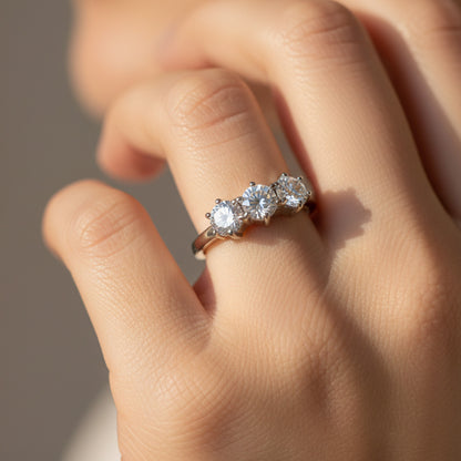Liu Jo three crystal silver ring - LJ2575
