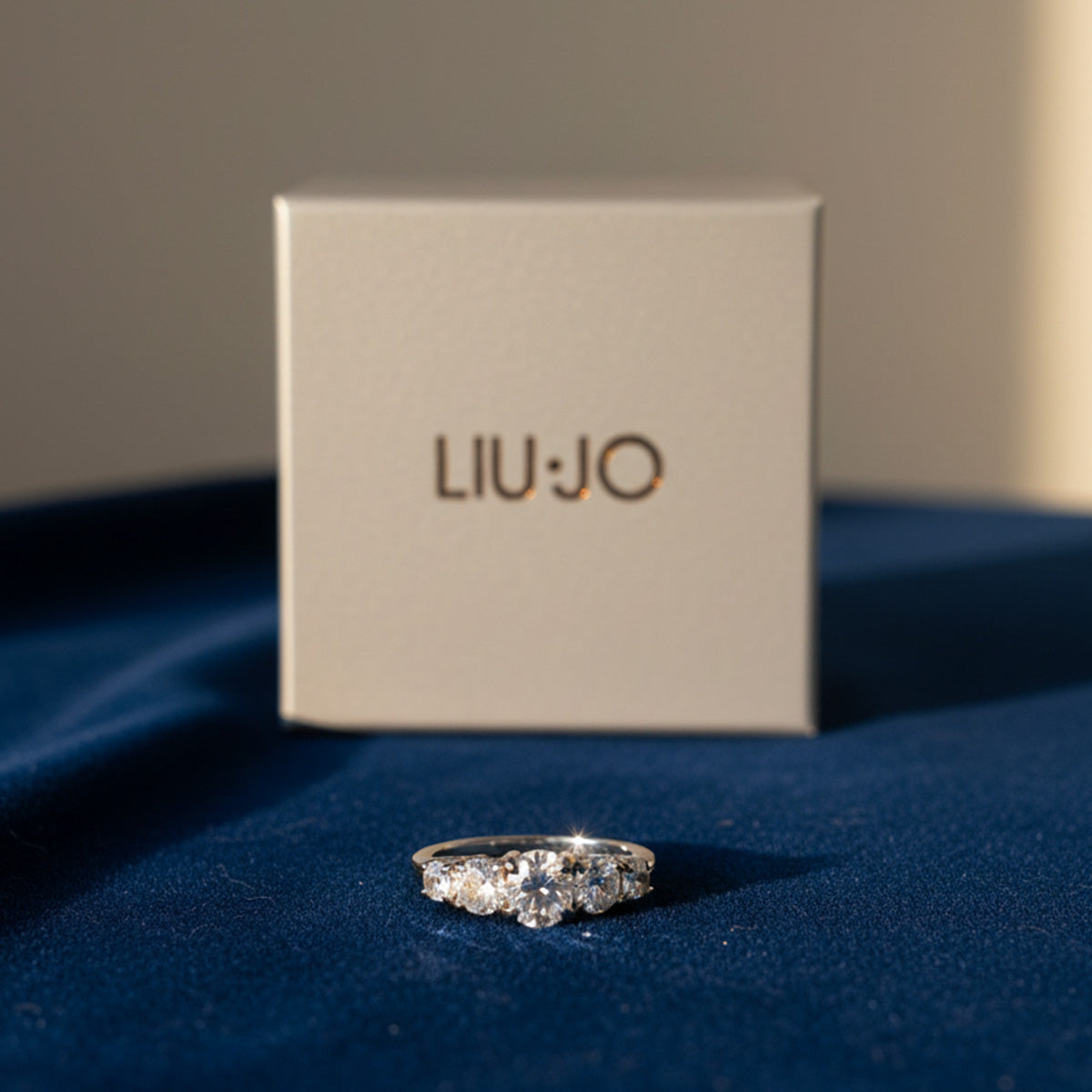 Liu Jo Fede Silver Ring - White - LJ2429